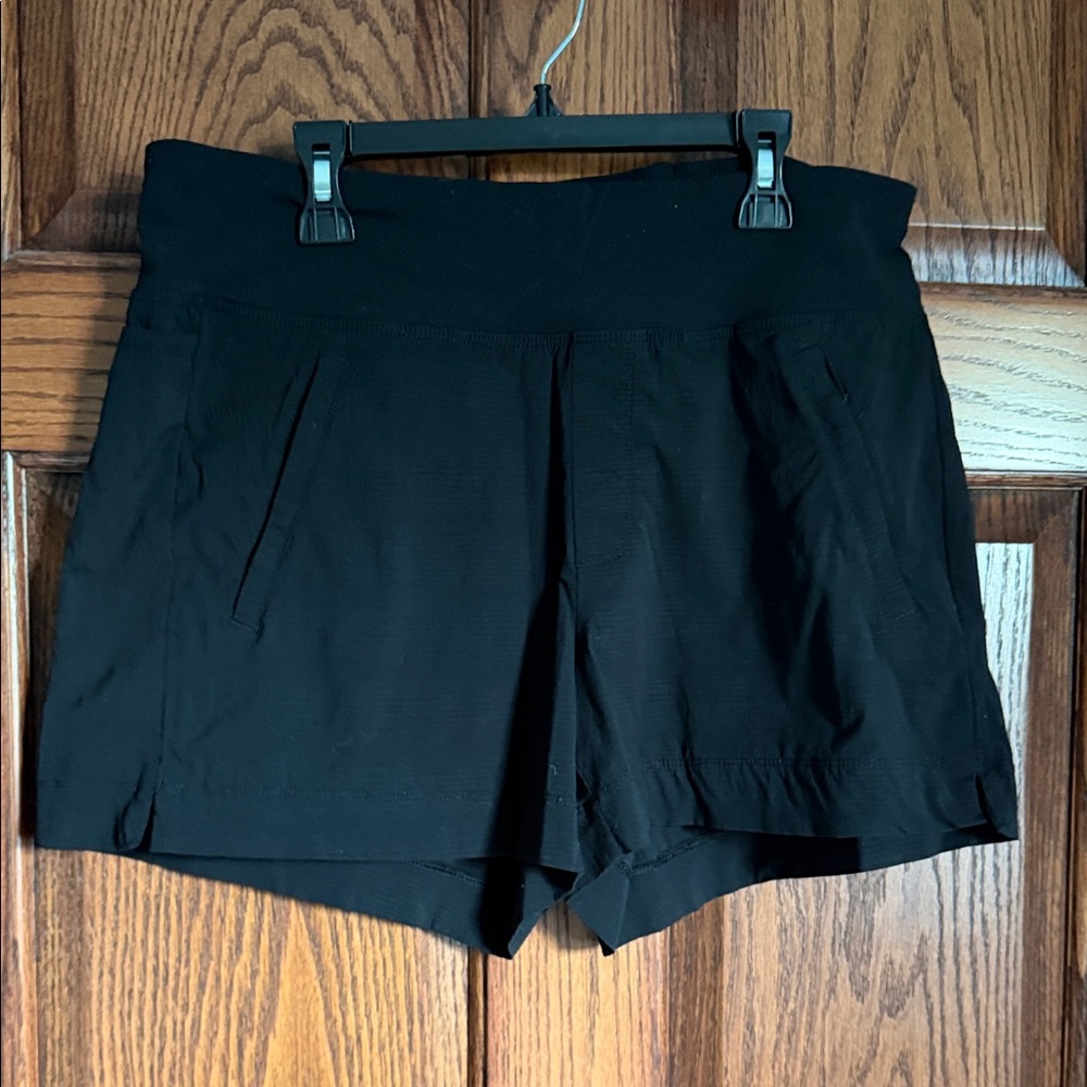 Athleta Black Women's Shorts